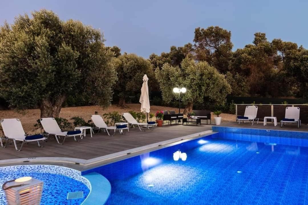 Villa Emily Rethymno Adelianos Kampos Exterior photo